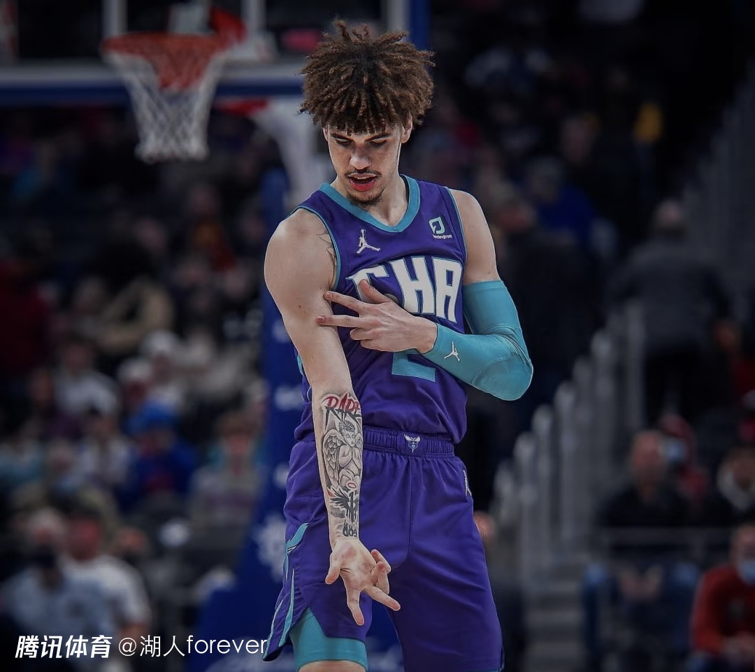 关于夏洛特黄蜂今晨篮板制胜，志在NBA季后赛名次提升，态度坚定，赛季目标并未改变的信息-开云体育网址