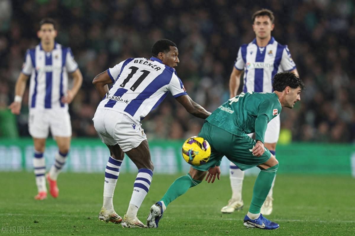 包含里程碑夜！皇家社会外线爆发，西甲转会期刷纪录，气氛紧张，身体对抗强度拉满的词条-开云网页版